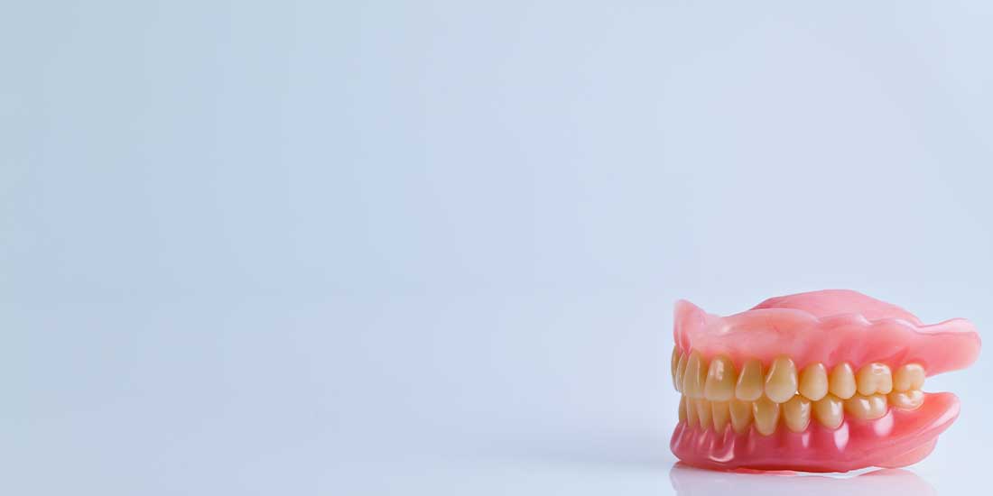 Protez Diş Temizliğinin Önemi ve Genel Etkileri